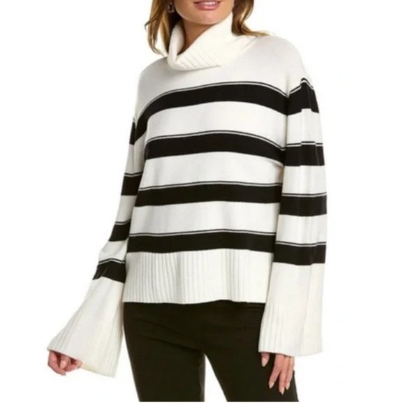 *NWT* free shipping LAUNDRY by Shelli Segal Oversized Turtleneck Sweater Size M - Picture 2 of 7